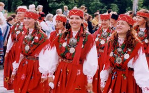 Singers parading in costume